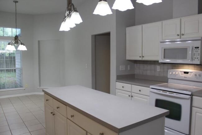 Building Photo - 4965 NW 8th Ave