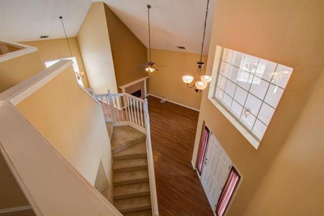 Building Photo - 6908 Chateau Dr