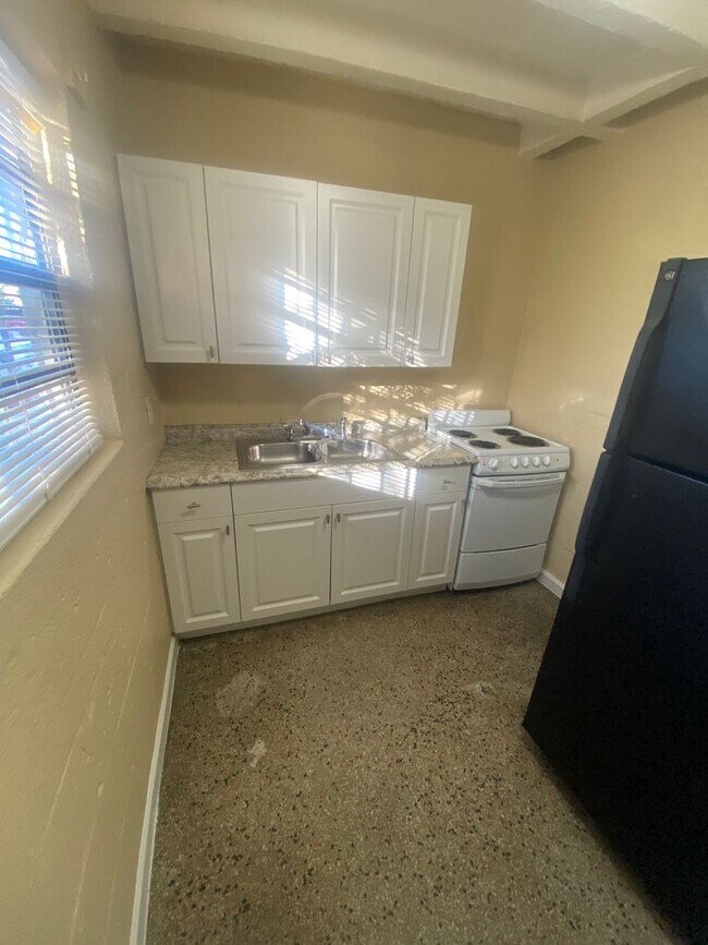 Building Photo - 2723-2723 Georgia Ave