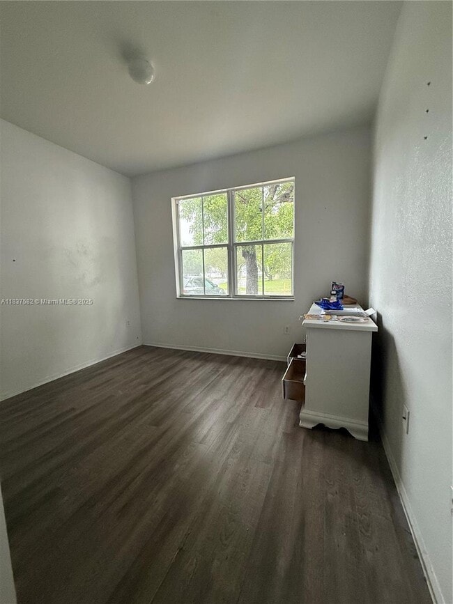 Building Photo - 24301 SW 107th Ave