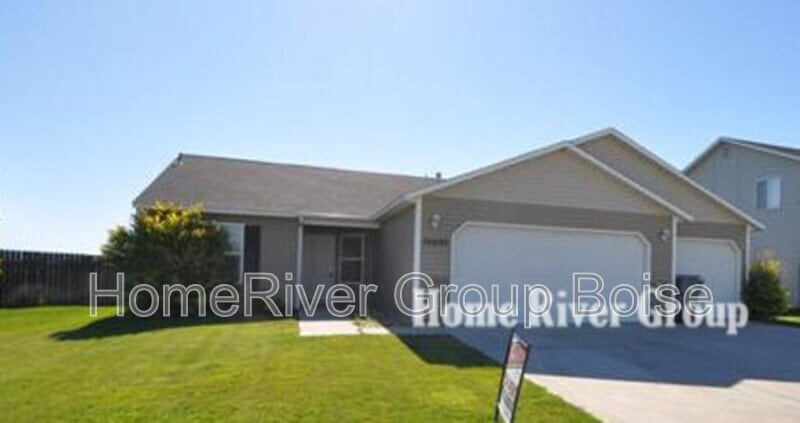 Building Photo - 16692 Zaragosa Way