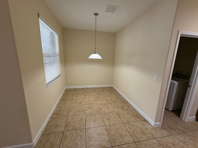 Building Photo - 6 BEDROOM + LOFT, 3 BATH HOME INDEPENDENCE COMMUNITY WINTER GARDEN/ WINDERMERE