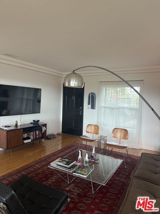 Building Photo - 2035 Park Dr