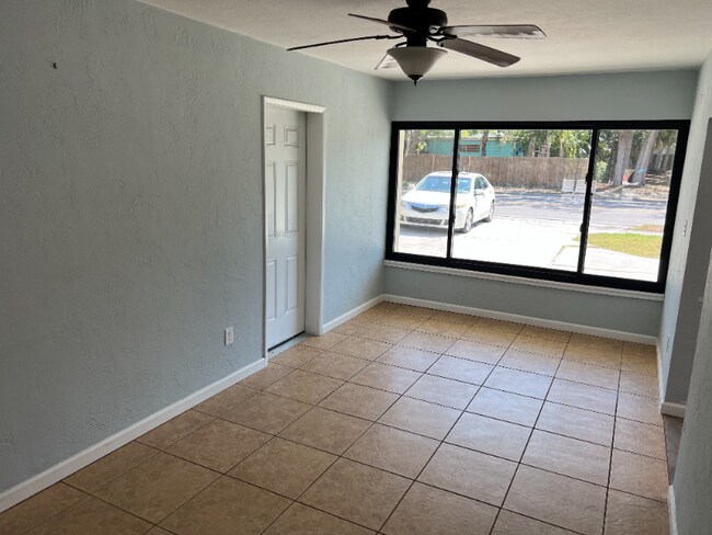 Building Photo - 1748 Bayshore Blvd