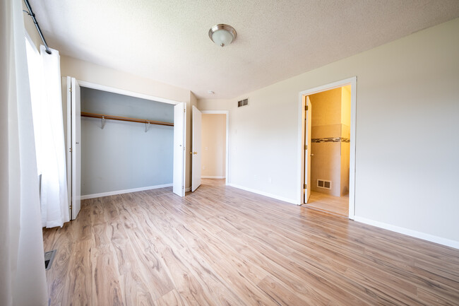 Building Photo - 15649 Crestone Path