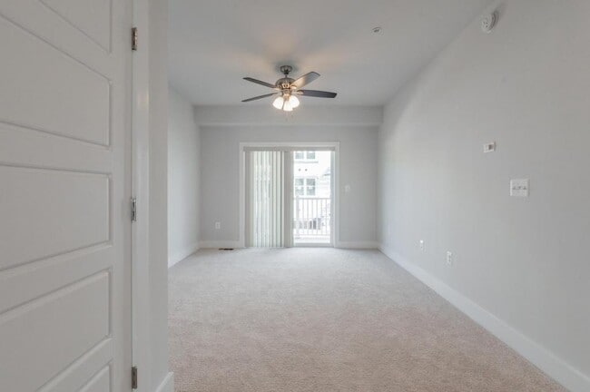 Building Photo - 2618 Lassen Dr