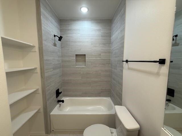 Building Photo - 5305 Aceituno Dr