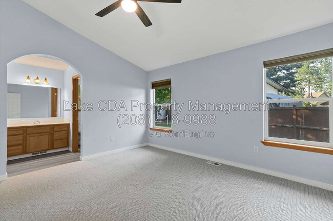 Building Photo - 7153 N Windy Pines St