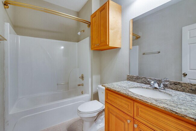 Building Photo - 408 Arbor Lake Dr