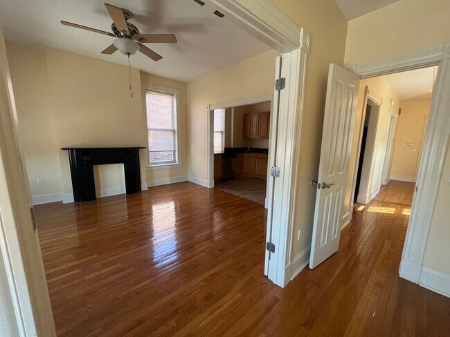 Building Photo - 4188LC Manchester Ave