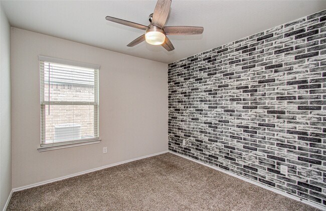Building Photo - 20835 Medford Landing Ln