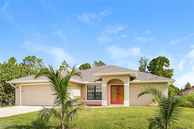 Building Photo - 717 Little Rock St E