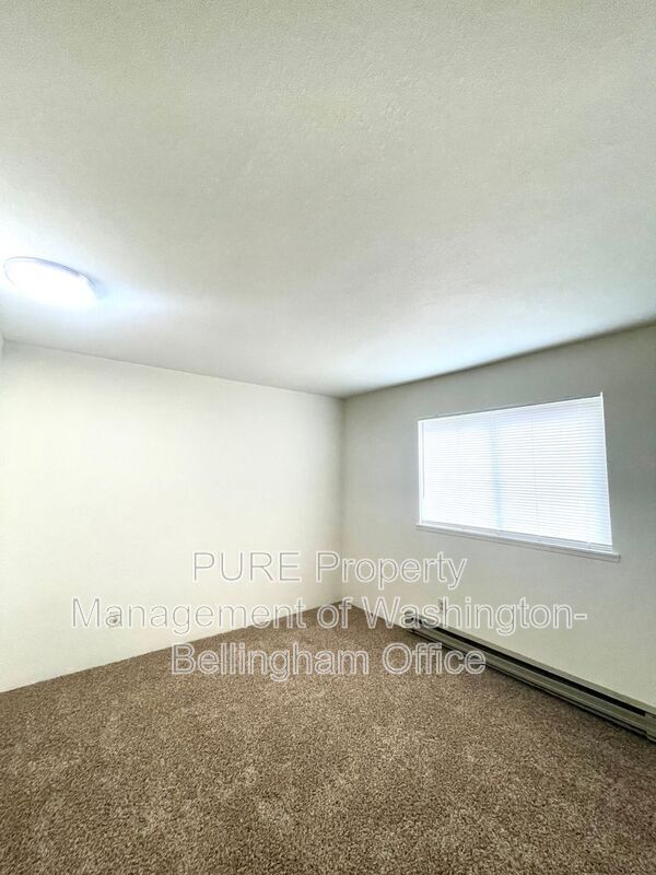 Building Photo - 1252 Nevada St
