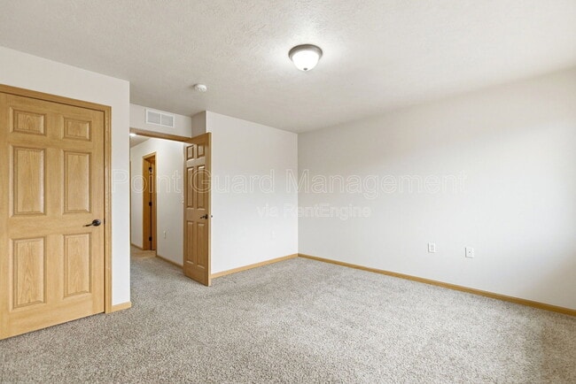 Building Photo - 2600 N Career Ave
