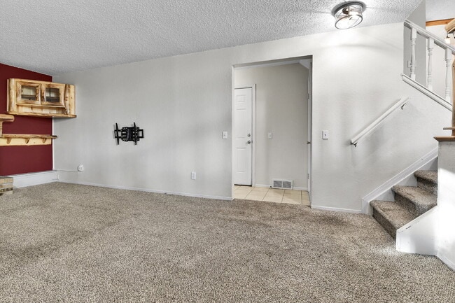 Building Photo - $2,895 - 3 Bed, 2.5 Bath Home in Broomfiel...