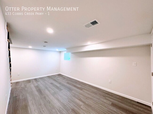 Building Photo - 433 Cobbs Creek Pkwy