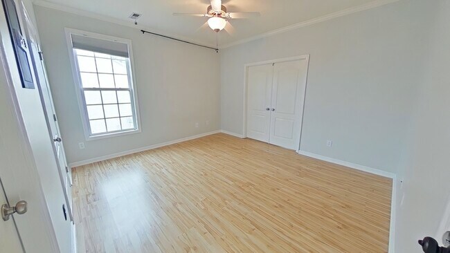 Building Photo - 1324 Kershaw Loop