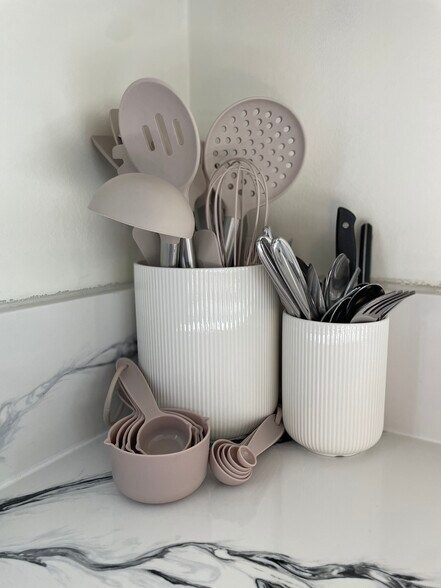 Building Photo - 17432 Covello St