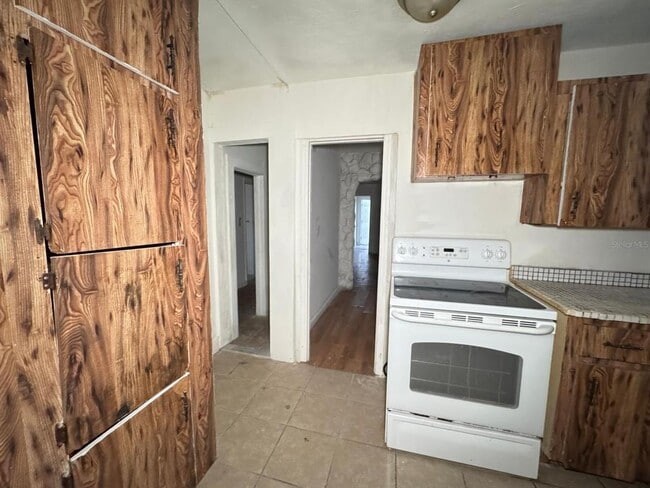 Building Photo - 229 Candler Ave