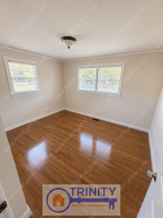 Building Photo - Your new home awaits!