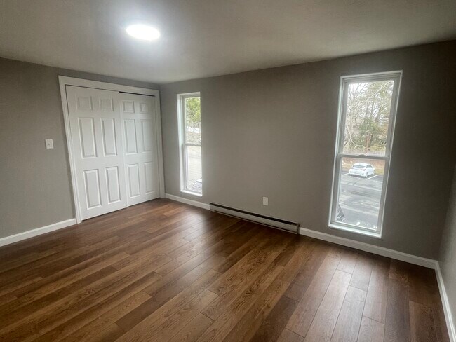 Building Photo - 11 Tideview Path