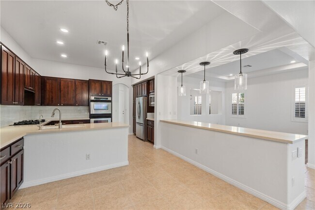 Building Photo - 11283 La Madre Ridge Dr