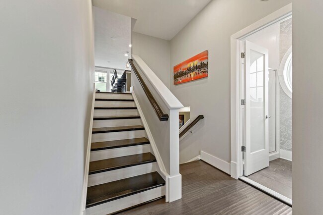 Building Photo - 783 Morton St NW