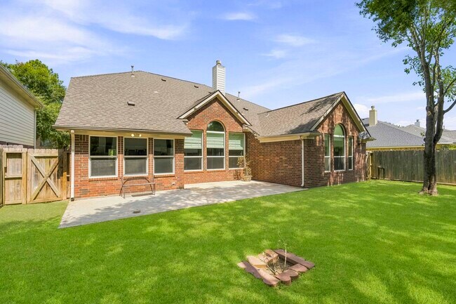 Building Photo - 2123 Mossy Trail Dr