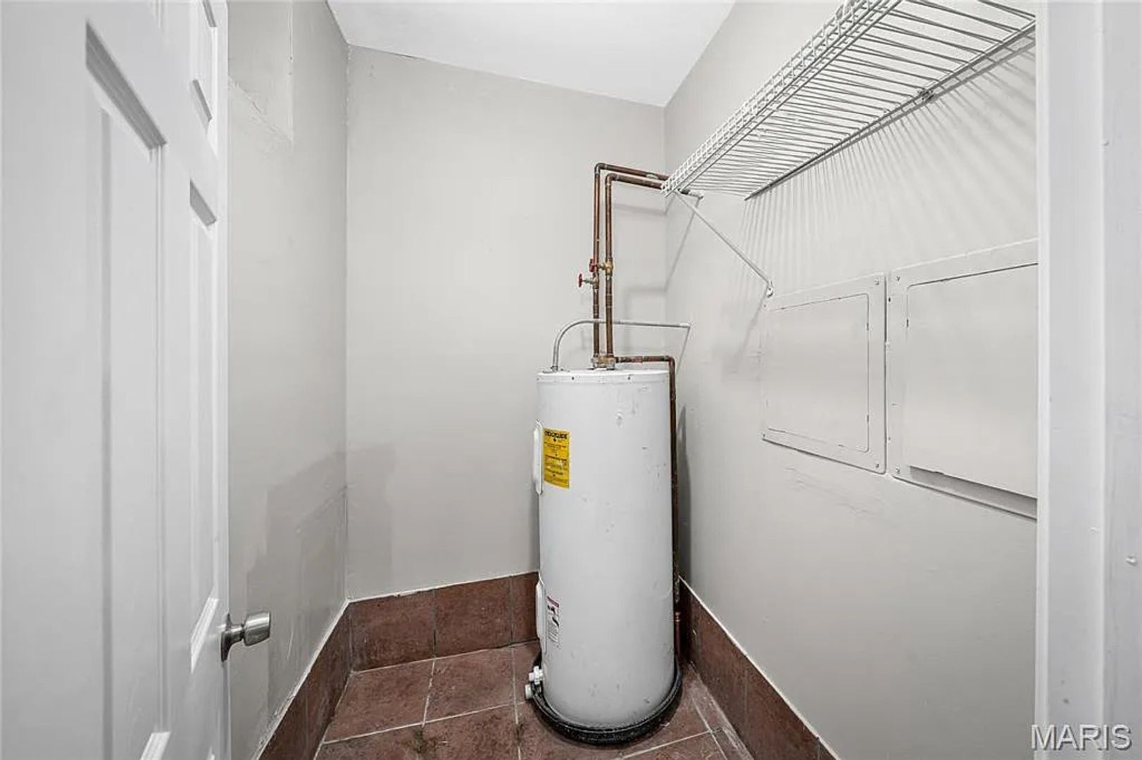 Building Photo - 709 Dammert Ave