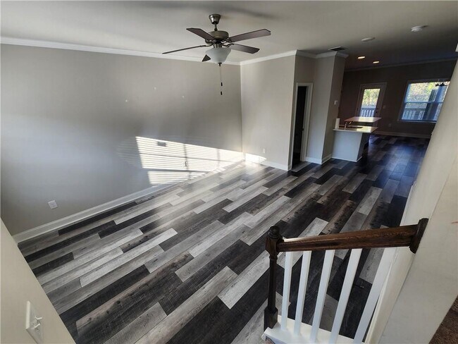 Building Photo - 187 Plaza Park Walk