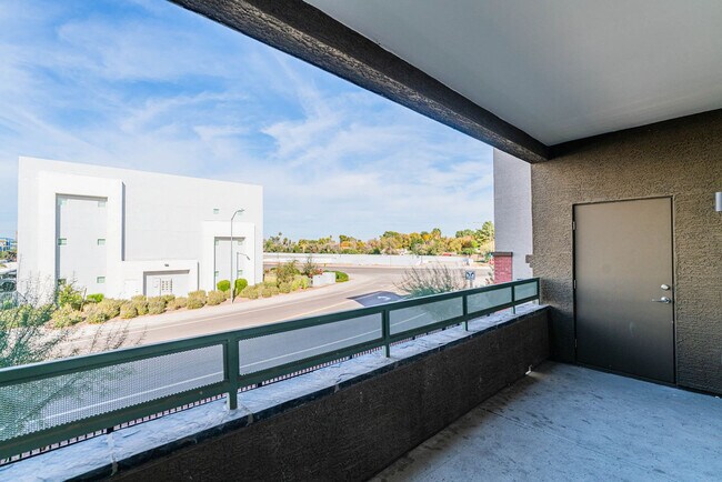 Building Photo - 9600 W Georgia Ave