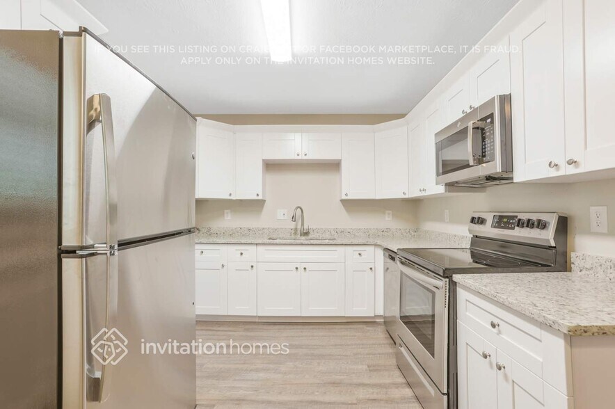 Building Photo - 3172 Fern Valley Dr SW