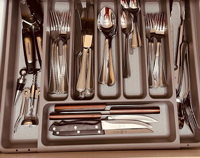 Building Photo - 2280 SW 32nd Ave