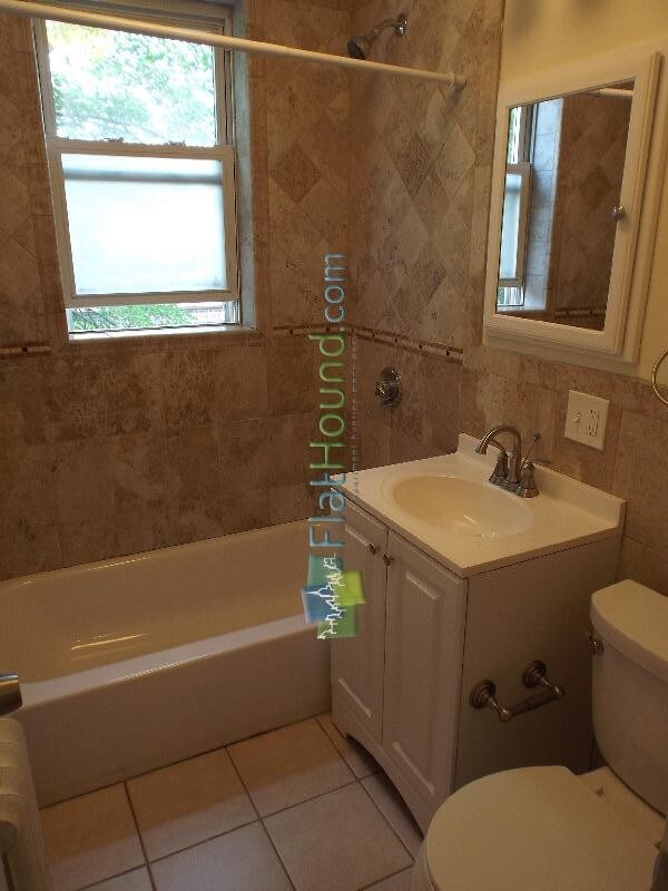 Building Photo - 96 Washington St