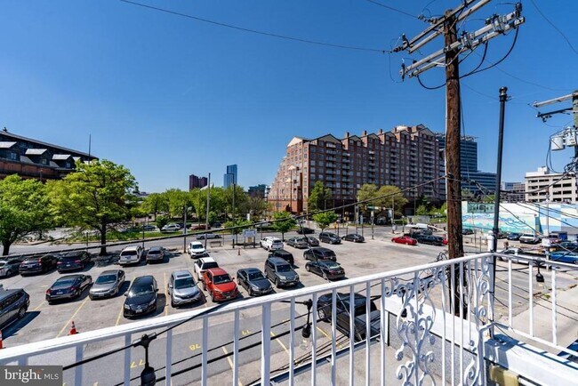 Building Photo - 316 Albemarle St