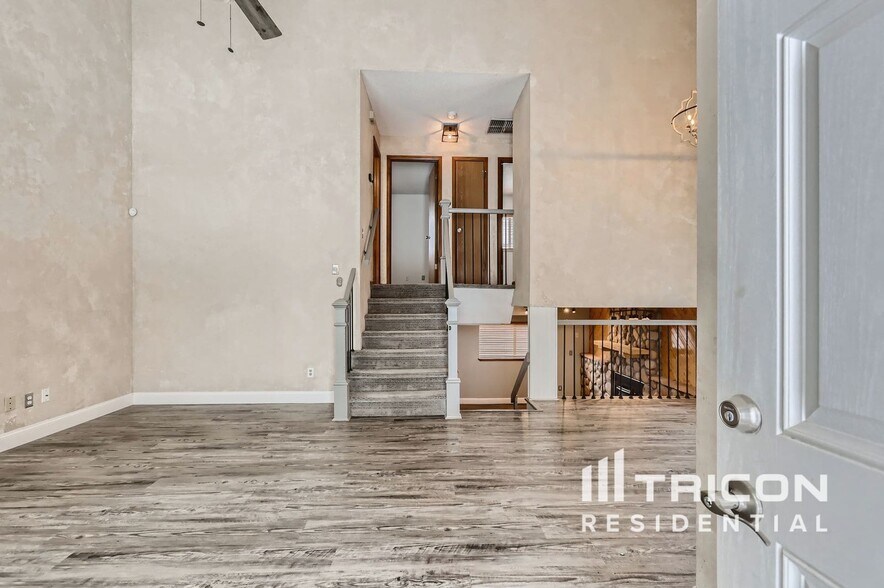 Building Photo - 19897 E Brown Pl