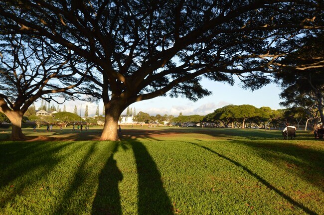 Building Photo - Parkview at Waikele - Ground floor Townhouse 2 bedrooms, 2 baths with 2 parking Avail 2/1/25