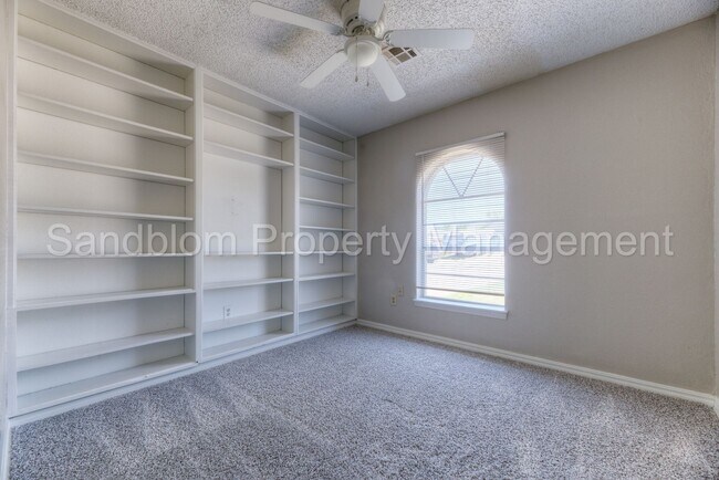 Building Photo - For Lease | Sand Springs | Available Now!