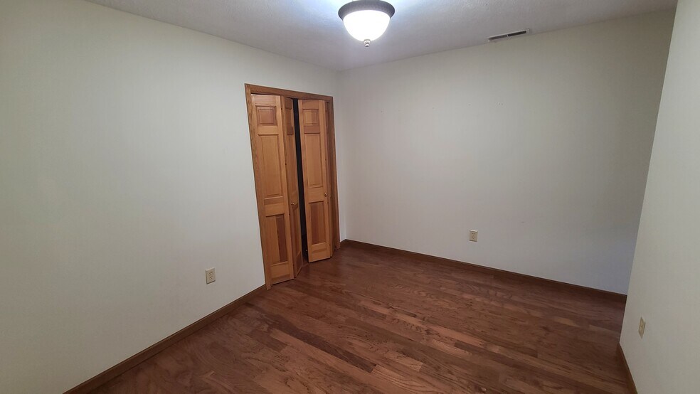 Building Photo - 205 Wayne St