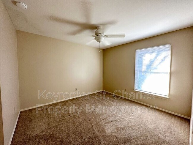 Building Photo - 2747 Sherborn Ln