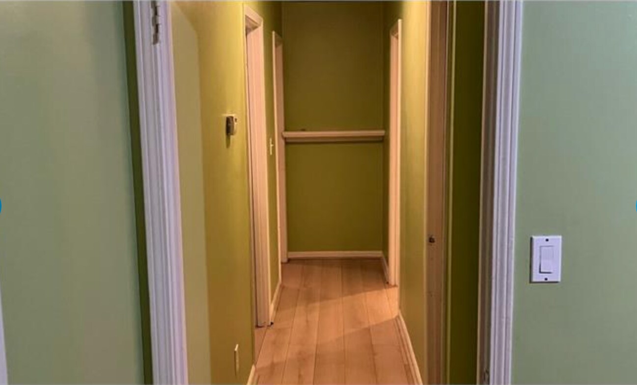 HALLWAY - 5936 Hammond Dr