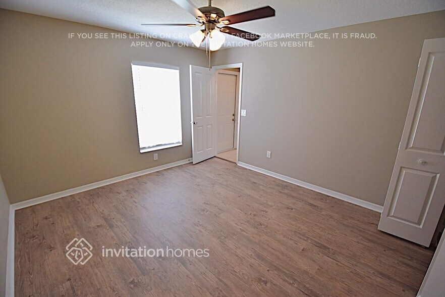 Building Photo - 1812 Cattleman Dr
