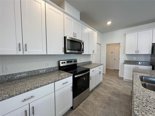 Building Photo - 2288 Treasure Hill St