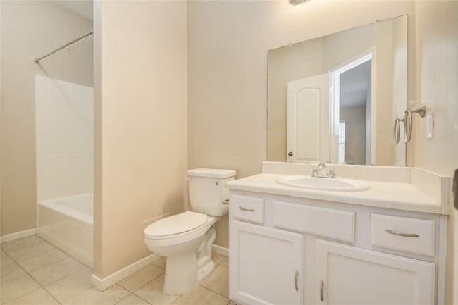 Building Photo - 17231 Hollow Sands Ct
