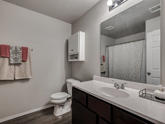 Building Photo - 313 Foxtrot Ter