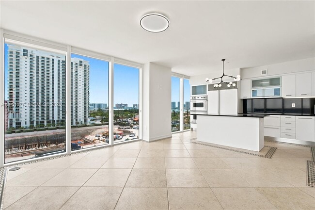 Building Photo - 18911 Collins Ave