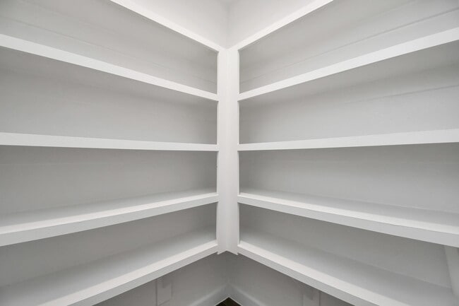 Building Photo - 1110 Fringed Bluestar Dr