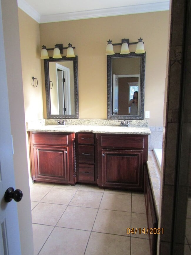 Building Photo - Cotton Creek Subdivision!