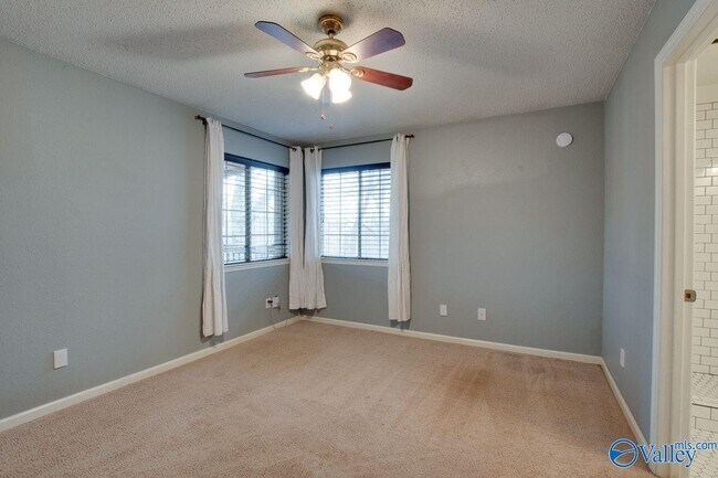 Building Photo - 143 Rebecca Pines Dr