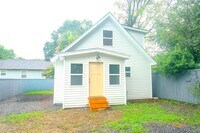 Building Photo - 1214 Forbes Ave